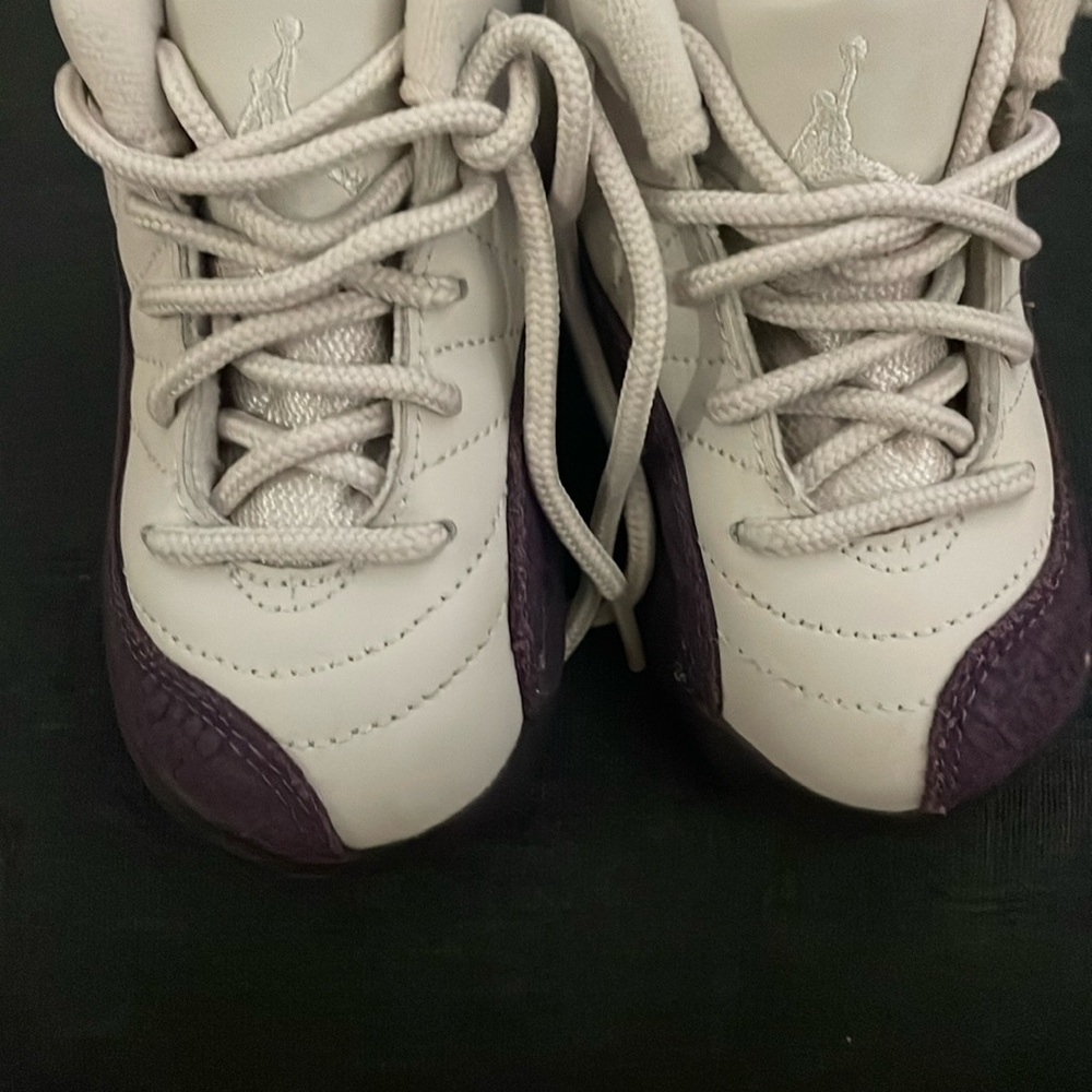 Used like new size 7C